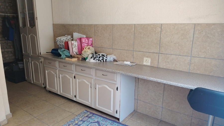 4 Bedroom Property for Sale in Wilkoppies North West